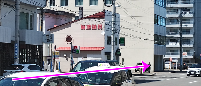 菊地珈琲を通過します